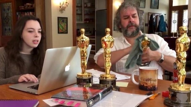 Hobbit director Peter Jackson teases with Doctor Who video